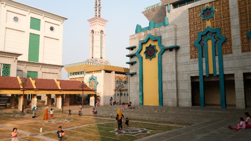 Hari Minggu Olahraga Pagi di Islamic Center Jakarta Utara